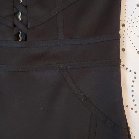 LATTICE BODYCON MINI BLACK DRESS - Picture 11 of 11